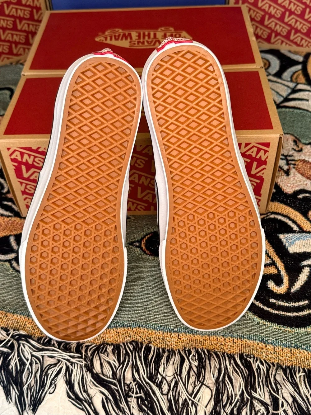 BRAND NEW Vans Men's Color Theory Authentic Low-Top in Pure Gray Men 8/Women 9.5